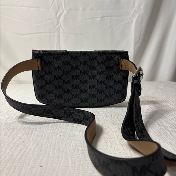 Michael Kors Belt Bag - Picture 2 of 2